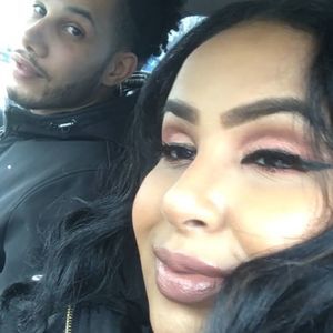 Meet your Posher, Nada